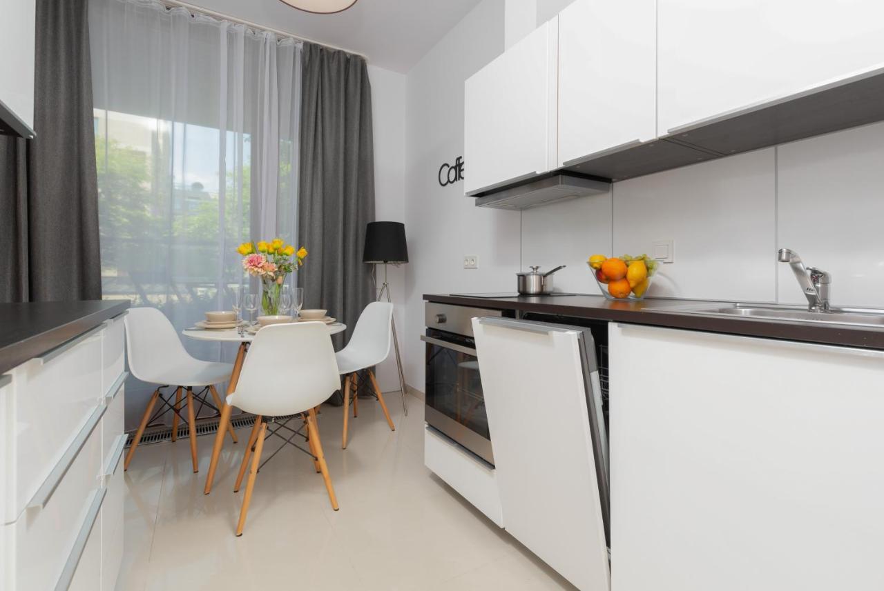 Kolejowa By Renters Apartament Warszawa
